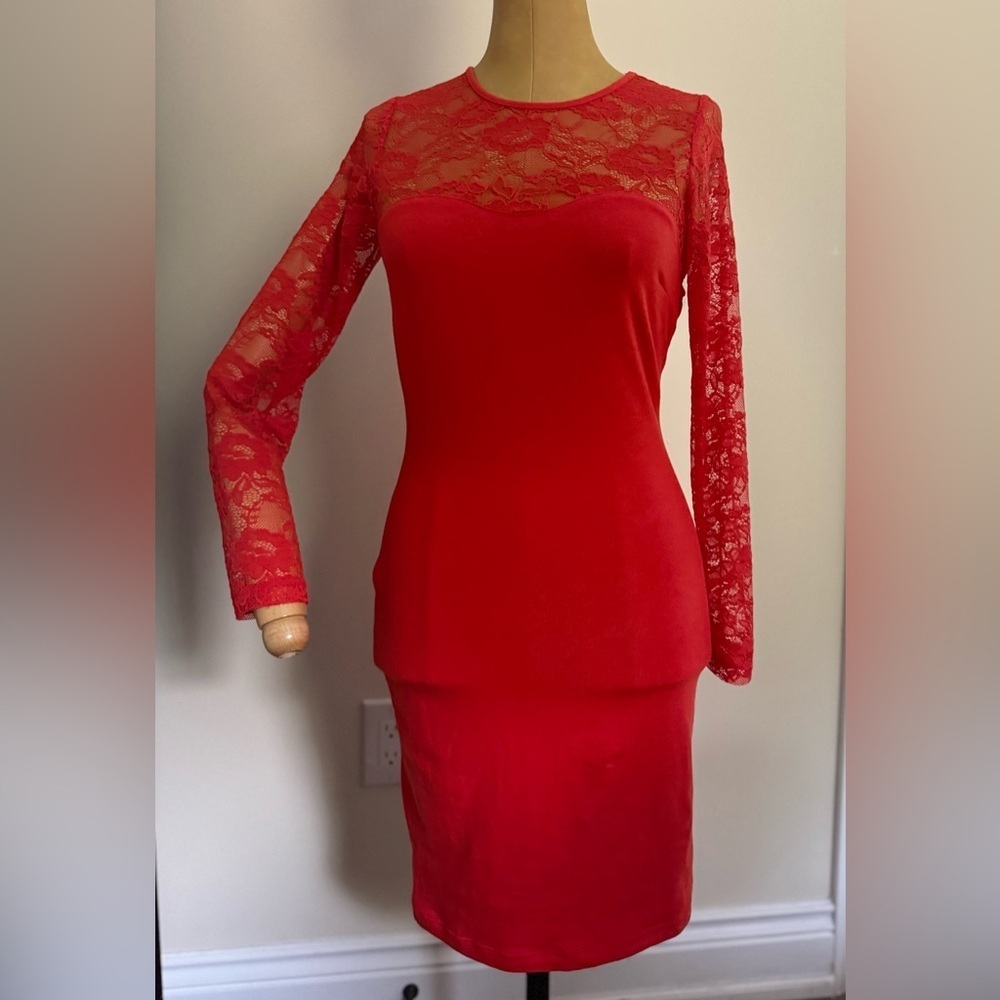 H&M Vibrant Red Lace Long Sleeve Dress (S)